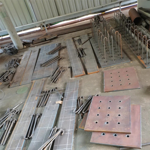 有哪些其他因素会影响葫芦岛预埋件位置的确定？